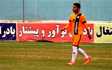  چهارمین سرباز سرخپوشان از لیگ یک
