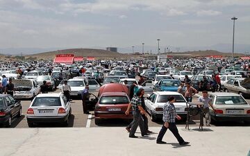  بلاتکلیفی خریداران و فروشندگان در سایه بی برنامگی وزارت صنعت
