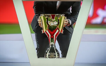رونمایی از جام قهرمانی پرسپولیس در لیگ نوزدهم+عکس