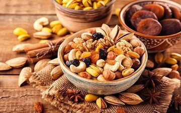 قیمت آجیل و خشکبار ۲۲ مرداد ۱۴۰۴ | نرخ روز پسته، بادام و تخمه