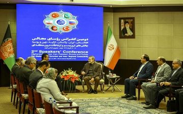 تروریسم و مواد مخدر دو لبه یک قیچی هستند/ مشکل افغانستان از طریق سیاسی حل شود