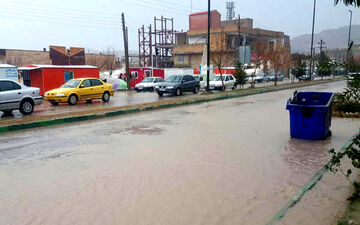 شرایط بحرانی زلزله‌زدگان و تداوم بارش باران سرپل‌ذهاب
