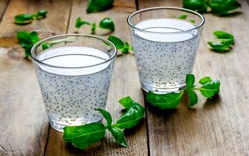 این نوشیدنی گیاهی موهای زائد را ریشه کن می کند