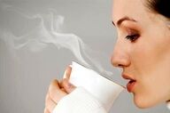 نکات مهم برای نوشیدن ایمن آب گرم | ۴ زمان طلایی نوشیدن آب گرم 

