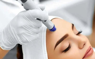 چرا پوست بعد از پاکسازی احساس کشیدگی و سفتی پیدا می‌کند؟