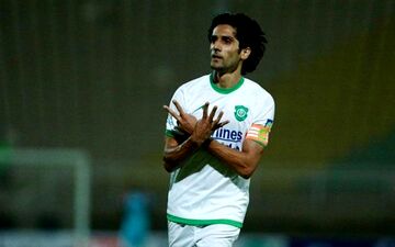 برخورد بسیار عجیب با ستاره پرسپولیسی به دلیل جنجال در تبریز + عکس