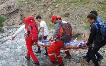 نجات جان سه کوهنورد پس از 17 ساعت در ارتفاعات آبشار زردلیمه