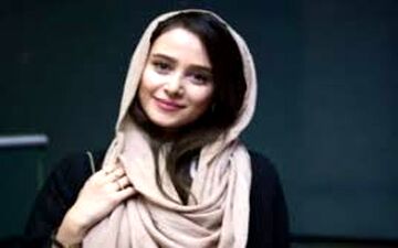 الناز حبیبی و دو قلوهای بازیگر 