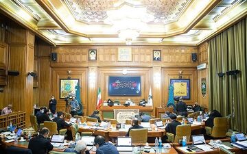 گلایه عضو شورای شهر تهران به تردد خودروها با پلاک شهرستان در پایتخت 