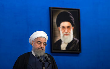 وزارت دفاع سازنده موشک های راهبردی است/قرار نیست با تخریب عده ای از میدان خدمت خارج شویم