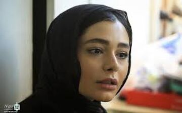 پوشش و گریم سانیا سالاری در نمایش «ترانه های قدیمی؛ پیکان جوانان»