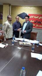 نشست اعضای کشتی سنتی‌وملی «زوران» استان کرمانشاه برای توسعه این رشته ورزشی 