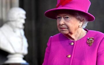ملکه انگلیس پارلمان را تعلیق می‌کند
