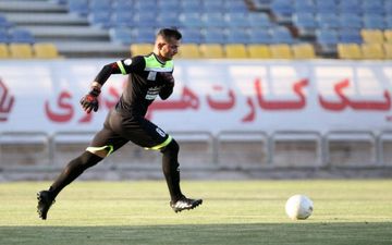 گلر پرسپولیس در بازی دوستانه هم فیکس شد