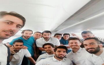  واکنش جالب فرشید اسماعیلی به فرود هواپیمای تیم استقلال عربستان+عکس
