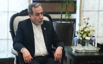 مذاکرات ۳ ساعته عراقچی در اسلام‌آباد؛ تداوم رایزنی‌های غیرمستقیم ایران و آمریکا