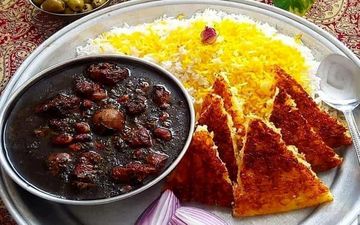 خورش قورمه سبزی را این طوری درست کن تا دست پخت خودت رو به رخ همه بکشی!