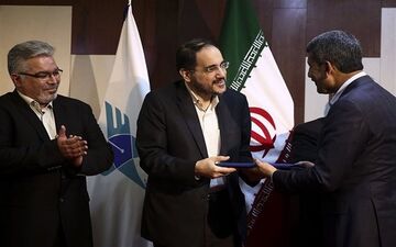 سرپرست دانشگاه علوم پزشکی آزاد اسلامی تهران معارفه شد