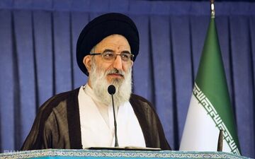 امام جمعه کرج: گام چهارم هسته‌ای دشمنان را به تلاطم انداخته است