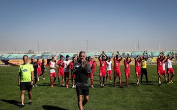 قرارداد دو بازیکن تیم فوتبال پرسپولیس فسخ شد