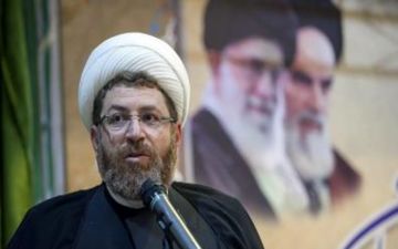 توزیع بسته های مهر تحصیلی به ارزش۶ میلیارد ریال در بین دانش آموزان مستعد کرمانشاه