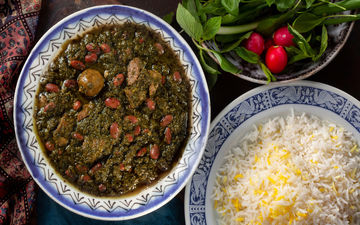 قورمه سبزی نذری و مجلسی میخوای درست کنی فقط همین طرز تهیه رو انجام بده