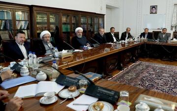 آمریکایی ها مجبوربه فاصله گرفتن ازتوهم قطع فروش نفت ایران شده اند