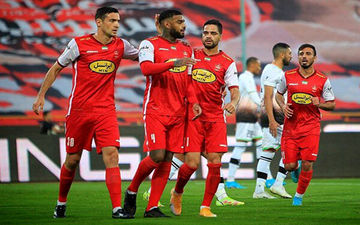 
رافت: پرسپولیس ۴ مهاجم خوب دارد/لوکادیا می‌تواند با هوش بالایی که دارد به پرسپولیس کمک کند
