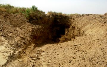 تیشه حفاران غیر مجاز در گیلانغرب به سنگ خورد 