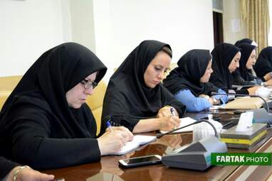 نشست خبری مدیران کل عتبات عالیات استان و اداره فرهنگ و ارشاد اسلامی کرمانشاه به روایت تصویر