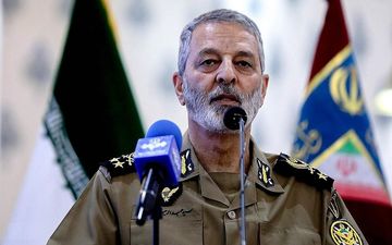 فرمانده کل ارتش: به فرمان رهبر انقلاب، مأمور به انتقام شدیم