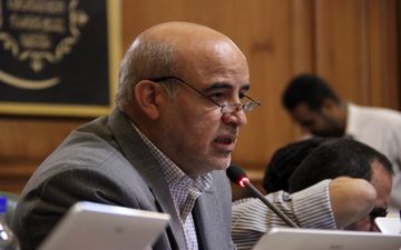 دولت سهمش را بدهد، بلیط مترو و اتوبوس را رایگان اعلام می کنیم
