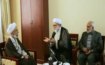 تولیت آستان قدس رضوی با آیت‌الله مصباح یزدی دیدار کرد