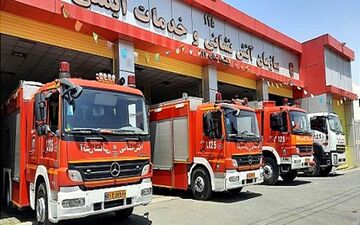 آتش‌سوزی در اسکله صیادی پشت شهر بندرعباس مهار شد