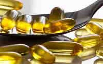  نگران چین و چروک های اطراف چشمتون هستید؟ کپسول‌های ویتامین‌ معجزه میکنه!