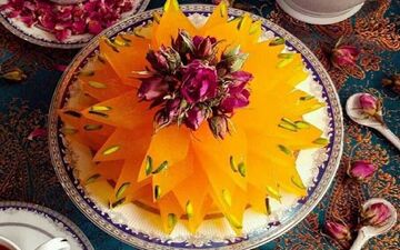 دسر خوشرنگ و خوشمزه| طرز تهیه مسقطی زعفرانی!