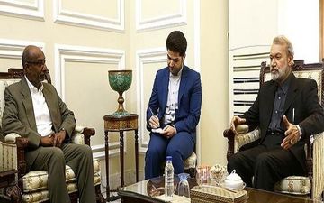 کشورهای بزرگ نگذارند آمریکا به زورگویی عادت کند