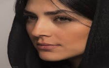پوشش و حجاب متفاوت هدی زین العابدین در جشنواره لندن