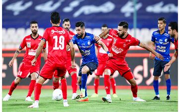 پرسپولیس بهترین تیم غرب/ استقلال سقوط کرد