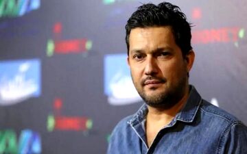 استایل گنگ حامد بهداد با سیگار روی لب | تصویر لو رفته حامد بهداد در حال سیگار کشیدن
