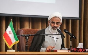 ورود سپاه به جناح‌بندی‌های داخلی حرام است