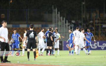 چمن تنها ورزشگاه تهران، هرروز خراب می‌شود!