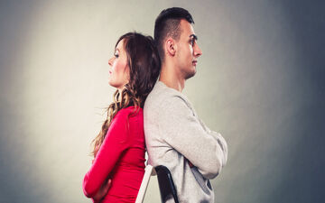 زوج‌ها جدی بگیرند؛ پس از دعوا با همسر، چگونه آشتی کنیم؟