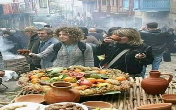 حکایت کباب گوسفند و فاش شدن حقیقت دوستان