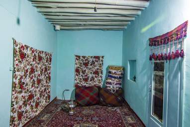 اقامتگاه بوم‌گردی آرتین دینور کرمانشاه در روستای کردتویج شهرستان صحنه