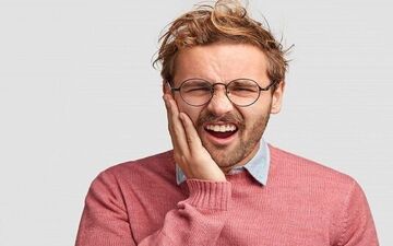 با نخوردن این غذاهابه جنگ دندان درد بروید