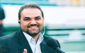 عکس/ تجلیل از جواد خیابانی پیش از بازی استقلال و تراکتورسازی