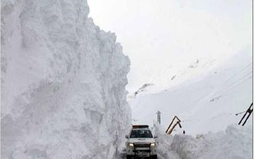 مفقود شدن ۴ نفر بر اثر ریزش بهمن در همدان؛ جست وجوی تیم‌های عملیاتی ادامه دارد