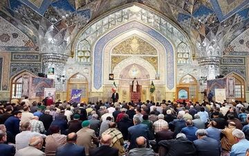 آیت‌الله علم‌الهدی: قوای سه‌گانه به ثبات معیشتی مردم توجه کنند؛ قیمت‌ها روزانه تغییر می‌کند
