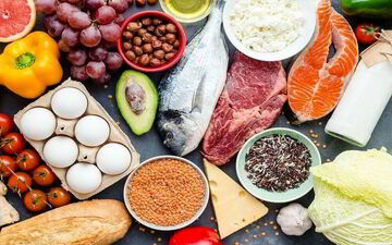 چگونه برای بدست آوردن عضله غذا بخوریم؟| برای عضله سازی چه بخوریم؟

